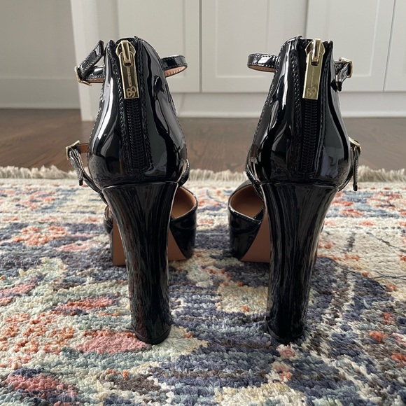 Jessica Simpson Black Platform Heels - Picture 6 of 7